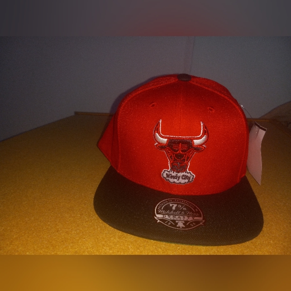 Chicago Bulls Hat 7 3/8 NWT #WindyCity #NBA #Chicago #Bulls #ChicagoBulls #HWC